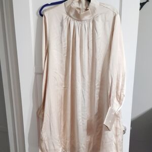 Elegant Cream Long-Sleeve Dress